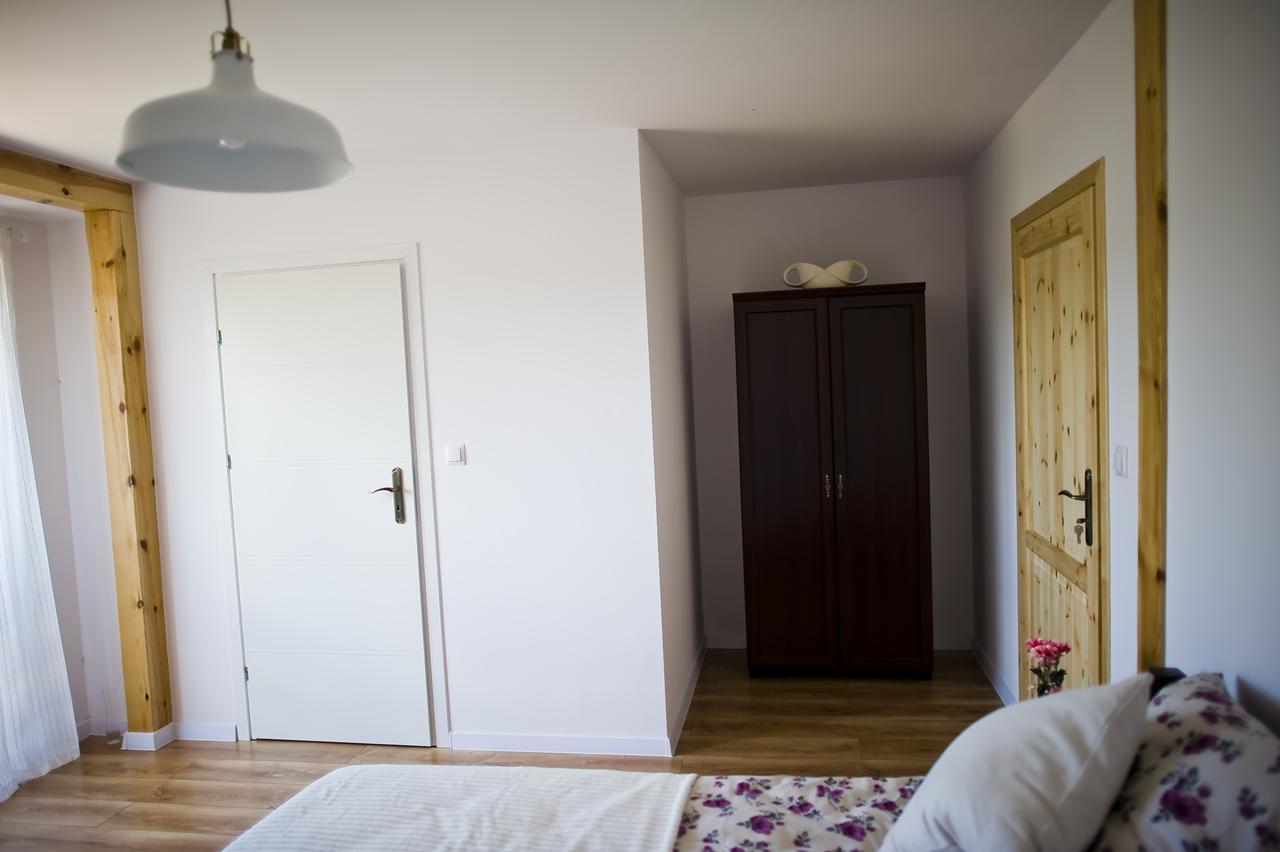 Miodowy Zakatek Caloroczne Domki I Pokoje Przy Suntago, Deepspot, Pyszne Sniadania, Grill, Ognisko Mszczonów Exterior foto